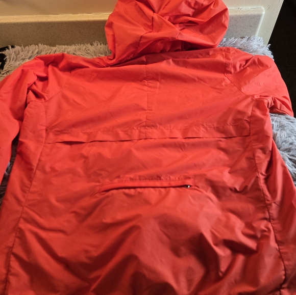 Athleta Red Zip-up Wind Breaker Jacket Size Medium - Picture 15 of 16